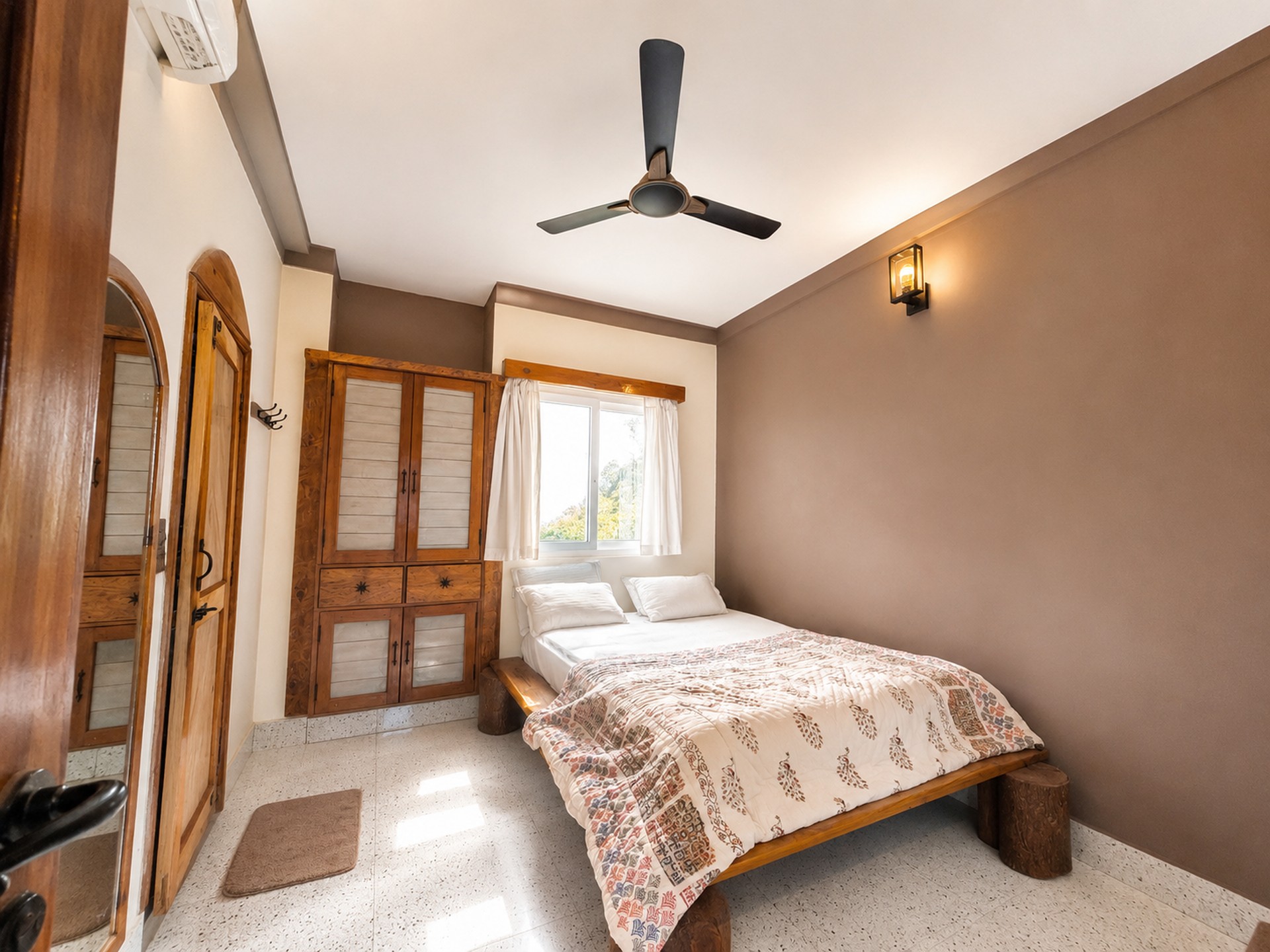Temple View Room at Aavya boutique retreat Tapovan Rishikesh — photo 1